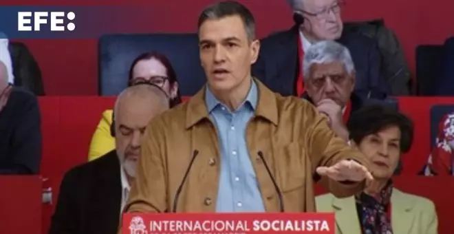 Sánchez se mantiene firme contra la corrupción del color que sea y "caiga quien caiga"