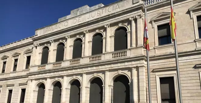 El acusado de matar al joven de Colindres en León: "Fui presa del pánico. Actué de forma instintiva"