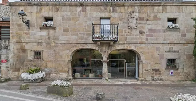 Una casona del XVII de Los Corrales de Buelna, en venta por 960.000 euros