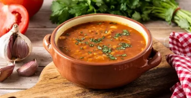 Pato confinado - Receta de sopa árabe de lentejas rojas y verduras