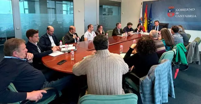 El Gobierno cántabro y las OPAs trabajan una propuesta conjunta para pedir al Ministerio una flexibilización de la PAC