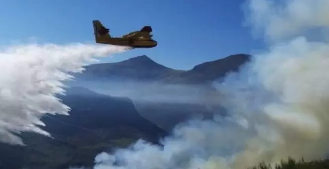 Cantabria logra frenar los incendios del fin de semana, que tiene este lunes uno controlado en Vega de Liébana