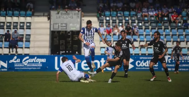 La RS Gimnástica sufrió una desafortunada derrota ante el UP Langreo