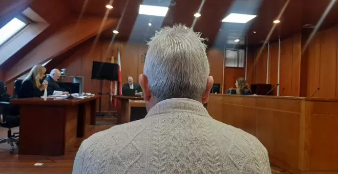 Una denunciante de agresión dice que el hombre fue "un monstruo" y testigos contradicen su versión