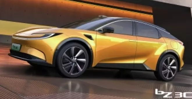 El nuevo coche eléctrico de Toyota es un crossover 'resultón' con el tamaño de un Model 3