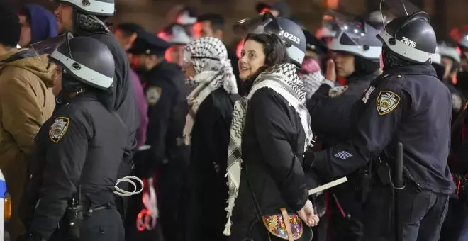 La Policía de Nueva York desaloja a los estudiantes propalestinos que ocupaban la Universidad de Columbia