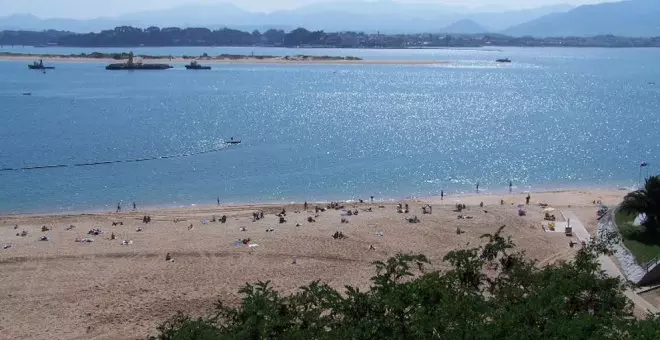 Aprobado el nuevo contrato para el servicio de limpieza de playas por 1,9 millones