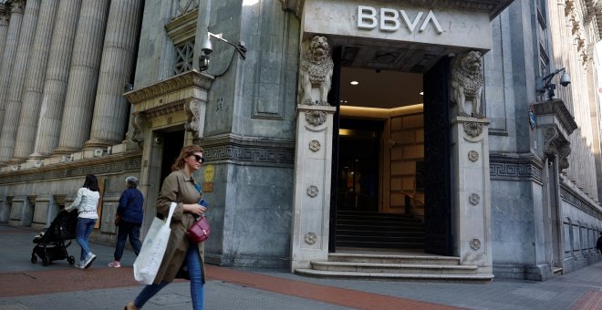BBVA pide a Competencia autorización para lanzar su opa sobre el Sabadell
