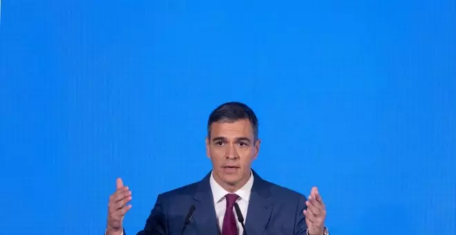 Sánchez responde a Milei y alerta del riesgo de la 'internacional ultra': "No habló en nombre del gran pueblo argentino"