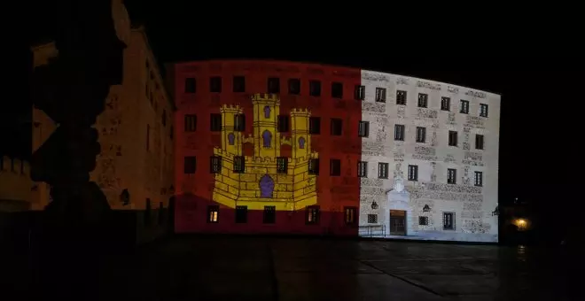 Las Cortes de Castilla-La Mancha celebran el Día de la Región con iluminación especial y una jornada de 'puertas abiertas'