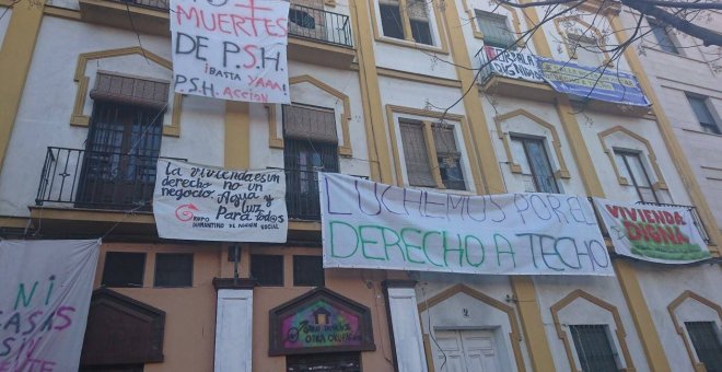 'Los 18 de la Macarena' a juicio: hasta cinco años de prisión por ocupar en Sevilla un inmueble deshabitado