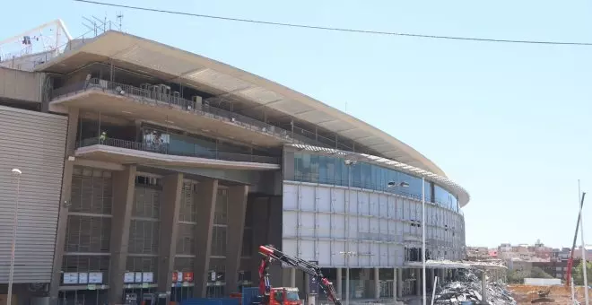 Les obres del Camp Nou hauran d'acabar abans de la mitjanit arran de les queixes veïnals