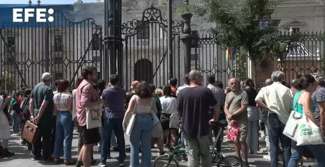 Estudiantes propalestinos se concentran tras el desalojo en la Universidad de Sevilla