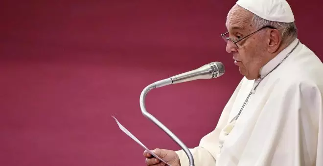 El papa vuelve a referirse en un encuentro con sacerdotes al "ambiente de mariconería" en el Vaticano