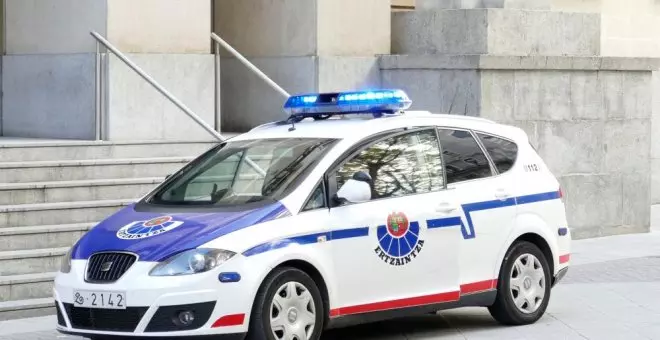 Detenido un anciano de 84 años tras intentar matar a su pareja en Vitoria