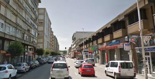 Herido un conductor tras una colisión de tres turismos en Santander