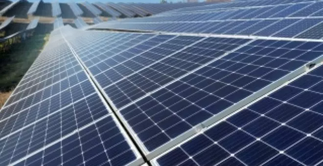 Oxford consigue un nuevo récord mundial en eficiencia de paneles solares