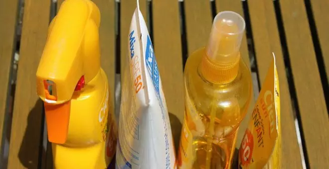 Nuevo aviso sobre las cremas solares: Sanidad pide retirar lotes de seis conocidas marcas