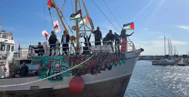El activista Sergio Tamayo y la enfermera Ángeles Cabria embarcan en Santander en la Flotilla de la Libertad  con el fin de combatir el aislamiento marítimo de Gaza