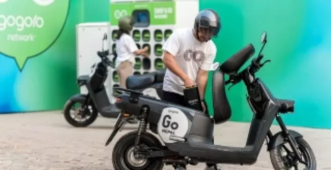 Esta compañía petrolera se acaba de interesar por el líder en intercambio de baterías de scooters eléctricos