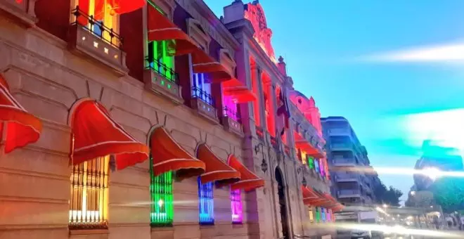 La Diputación de Ciudad Real se vestirá con los colores LGTBI tras no ceder el PP a las presiones de sus socios de Vox