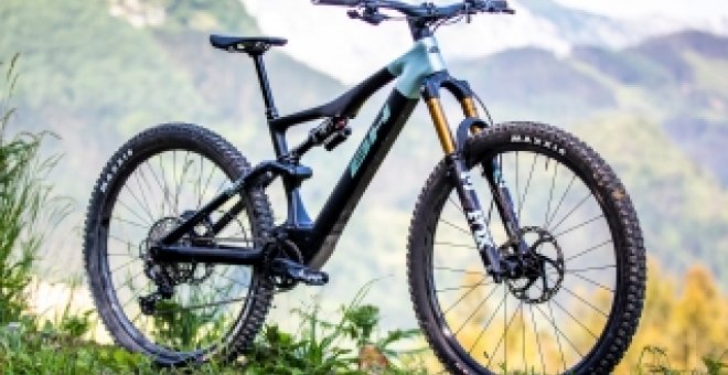 La versión más barata de esta bicicleta eléctrica eMTB también estrena un puntero y silencioso motor de 65 Nm