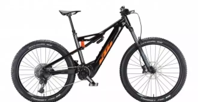 Esta bicicleta eléctrica de KTM utiliza un potente motor central, y aunque no es barata, está de rebajas y es un espectáculo de ebike