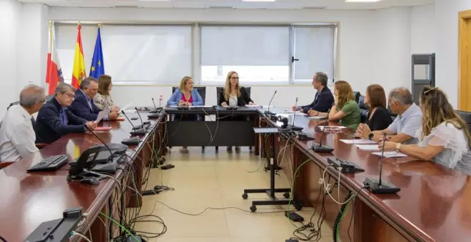 La Comisión de Juego, formada por el Gobierno del PP, empresarios y sindicatos del sector, avala la "legalidad" de los locales en Santander