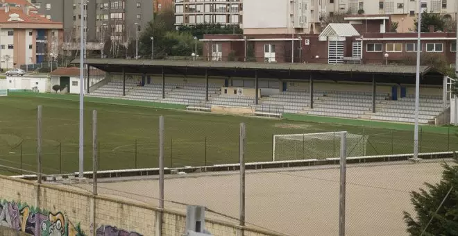 El Unión Club de Astillero se convierte en usufructuario del campo de fútbol de La Planchada