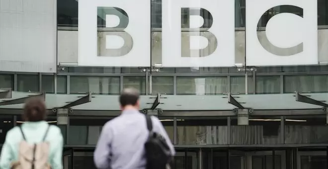 La Policía de Reino Unido detiene al presunto asesino de la mujer y las dos hijas de un presentador de la BBC