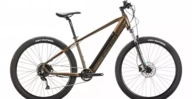 Esta bicicleta eléctrica eMTB con cuadro y llantas de aluminio de 29 pulgadas está más barata que nunca