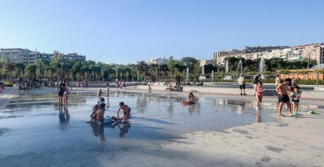 Más de media España, en aviso por la primera gran ola de calor del verano