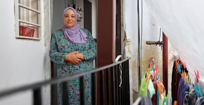 La historia de Zohra y su familia cuyo casero con 27 viviendas quiere desahuciar: "Me dijeron que iban a quitarme a mi hijo"