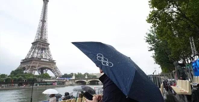 La lluvia obligó a improvisar sobre la marcha y a eliminar algunas actuaciones de la ceremonia de apertura de los JJOO