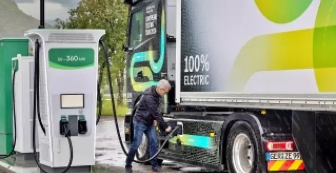 Un estudio revela cuántos cargadores rápidos necesitan los camiones eléctricos en toda Europa