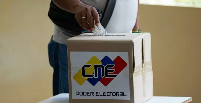 Abren los centros electorales para las presidenciales de Venezuela