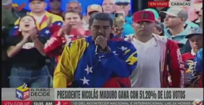 Maduro celebra su reelección ante miles de simpatizantes en el Palacio de Miraflores