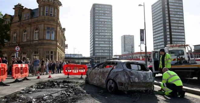 Las protestas de extrema derecha en Sunderland dejan a cuatro policías hospitalizados y diez detenidos