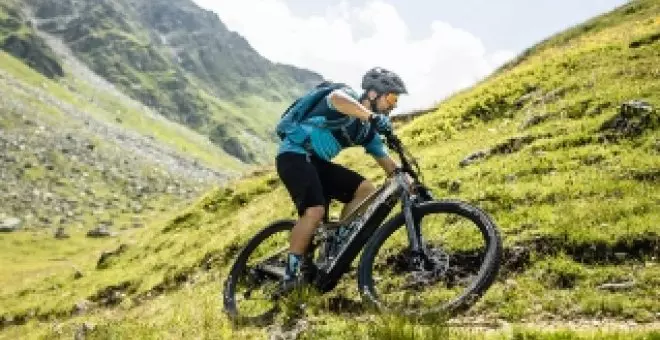 Esta bicicleta eléctrica trail con doble suspensión y motor Bosch ahora tiene el precio más bajo de su historia