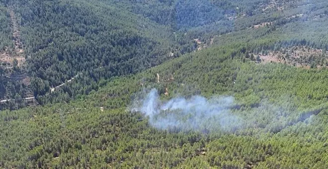 Se declara un incendio forestal en el término municipal de Enguídanos, en la Reserva de la Biosfera Valle del Cabriel