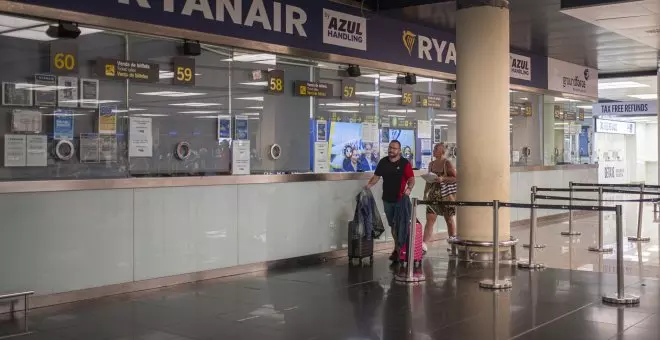 180 pasajeros afectados por la cancelación de un vuelo Ryanair Málaga - Bari que los mantuvo atrapados a bordo durante una hora, sin aire acondicionado