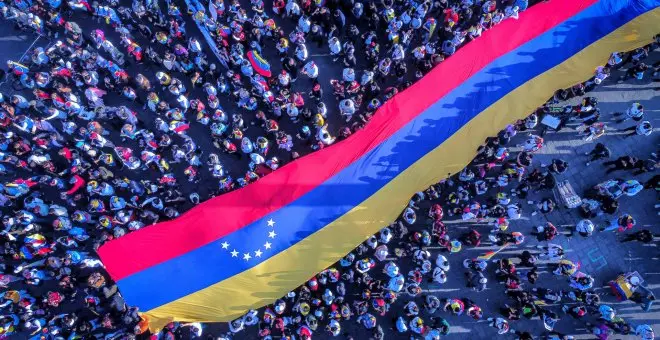 El Gobierno y la oposición de Venezuela toman las calles en medio de la crisis