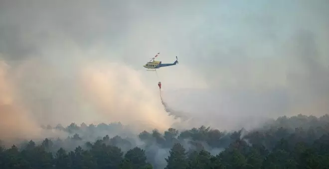 Unas 160 personas evacuadas y 60 vuelos cancelados por el incendio en Madeira