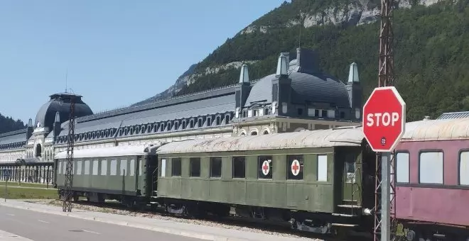 Piden al Gobierno de Aragón que resignifique la estación de Canfranc como un lugar de memoria histórica