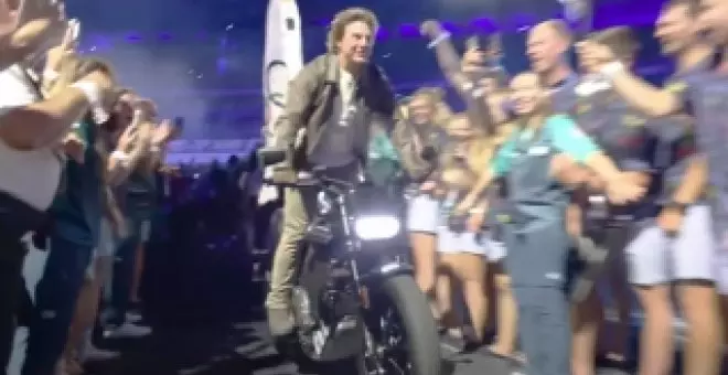 Esta es la moto eléctrica que Tom Cruise exhibió en los Juegos Olímpicos, protagonista también en Misión Imposible 8