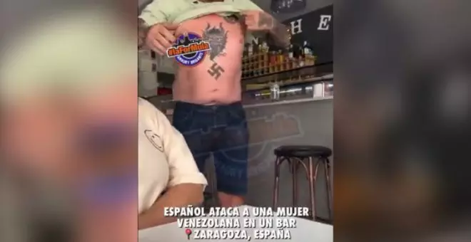 El vídeo del ataque racista de un nazi a una mujer venezolana en un bar de Zaragoza que indigna a los tuiteros: "Son un peligro social"