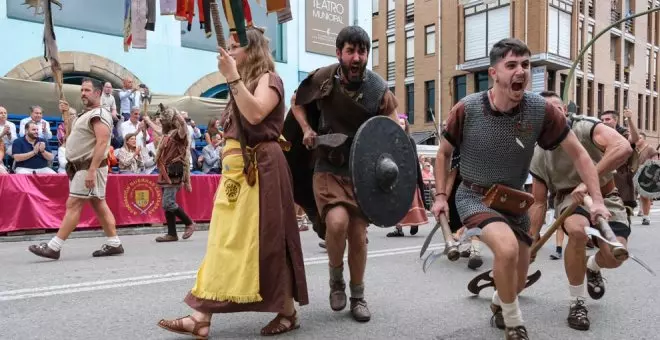 El Gran Desfile de tribus cántabras y legiones romanas pone fin a unas Guerras Cántabras con 1.500 participantes