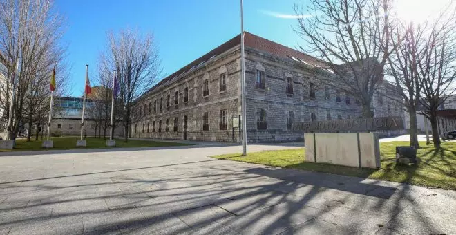 A juicio por instalar cámaras en el baño y un dormitorio del piso que iba a alquilar a cuatro mujeres