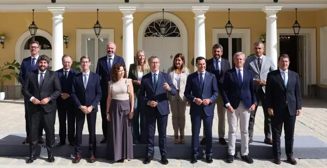 Feijóo garantiza que los presidentes del PP irán "todos a una" tras una "cumbre" de barones tensionada por Ayuso