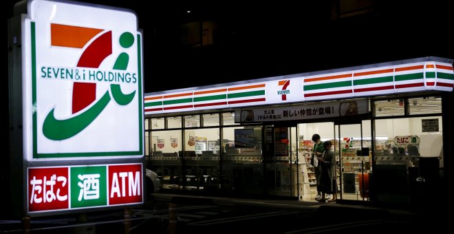 El dueño de los 7-Eleven rechaza la oferta de compra de un grupo canadiense por "infravalorar enormemente" la compañía